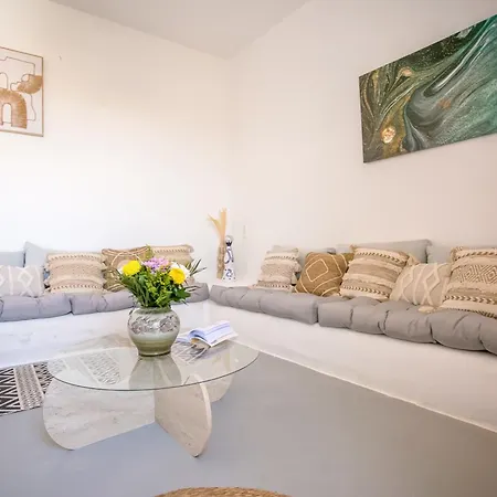 Mesiba Apartment